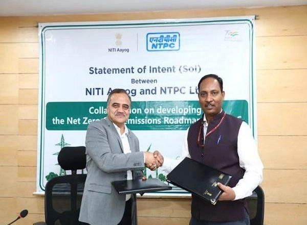 Business News | NTPC Signs Statement of Intent with NITI Aayog to Develop 'net Zero GHG Emissions' Roadmap