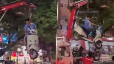 Nagpur Traffic Police Lift Scooter With Owner From No Parking Zone; Watch Viral Video