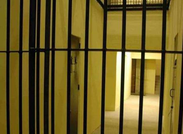 World News | Policewomen Return to Work at Kandahar Prison in Afghanistan