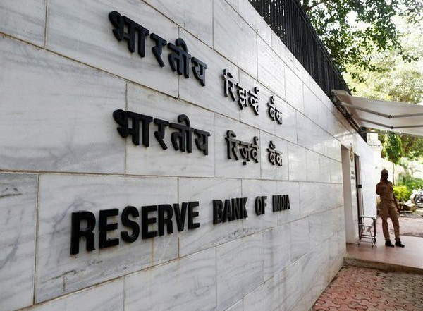 RBI Retains Growth Forecast at 7.2% for Current Fiscal in Its Fourth Monetary Policy