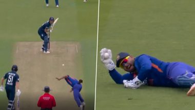 Ben Stokes Dismissal Video: Watch Mohammed Shami Remove England All-Rounder for a Duck in IND v ENG 1st ODI 2022