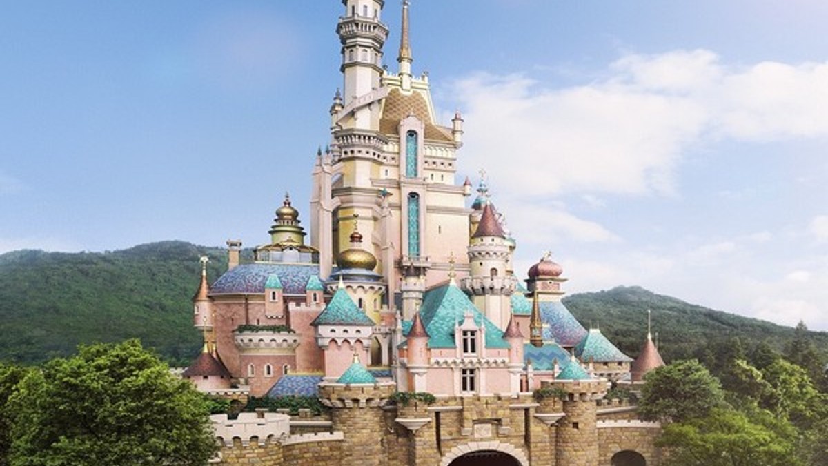 Agency News | China: Shanghai Disneyland Re-Opens Amid Potential COVID ...