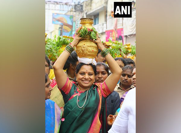 India News | Telangana: MLC Kavitha Offers 'Bonam' on Bonalu Festival