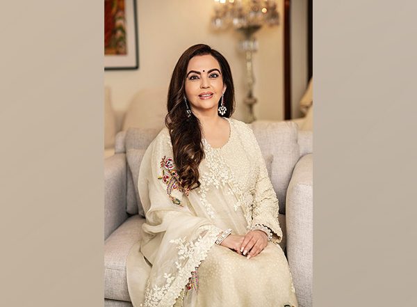 India News | Jio Institute Welcomes Students to Its Founding Batch; Nita Ambani Says Institution Offers Unique Learning Environment