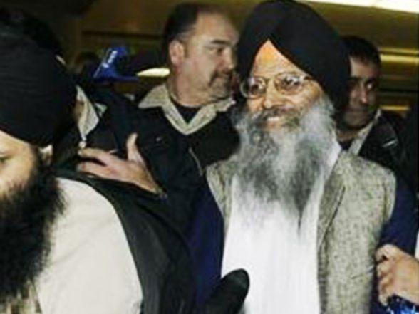 World News | Canada Police Identify Vehicle Linked to Killing Man Acquitted of Bombing 1985 Air India - Vimarsana News