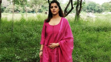 Varalaxmi Sarathkumar Tests Positive for COVID-19, Tamil Actress Makes an Earnest Appeal to People To Mask Up (Watch Video)