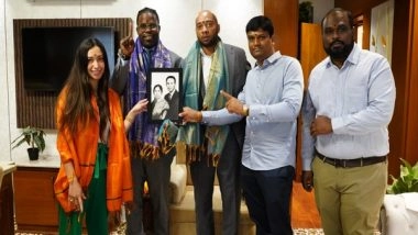 World News | US Delegation Visits SGEF Office, Praises India's Efforts to Combat COVID