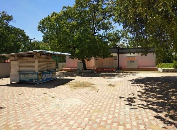 India News | TN: Tourists Seek Govt's Intervention for Washroom Unavailability at Marina Beach