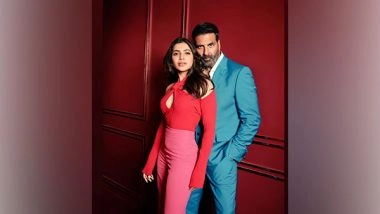 Entertainment News | Akshay Kumar, Samantha Raise Temperature with Their Scintillating Moves on 'Oo Antava'