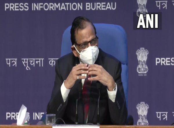 India News | Dr VK Paul Lauds People, Govt's Efforts as India Sets 'new Record' by Jabbing 2 Billion Vaccine Doses
