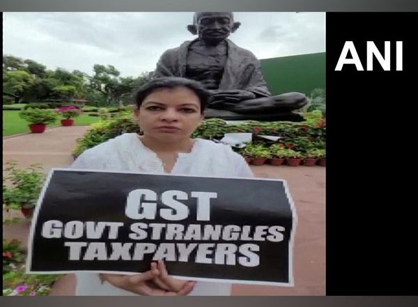 India News | Monsoon Session: Suspended MPs Won't Apologise, Continue Protest