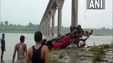 India News | Maharashtra Roadways Bus Falls into MP River: 13 Dead, Search Ops Underway for Missing