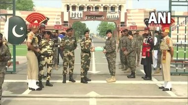 India News | BSF, Pakistan Rangers Exchange Sweets at Attari-Wagah Border on Occasion of Eid Al-Adha