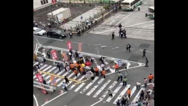 World News | Japan's Former PM Shinzo Abe in Cardiopulmonary Arrest After Being Shot