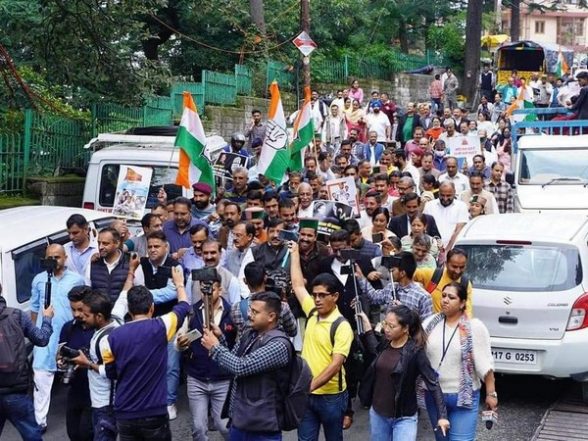 India News | Himachal Congress Holds Sit-in Demonstration in Support of Sonia as She Appears Before ED - Vimarsana News