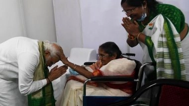 India News | PM Modi Meets Family of Freedom Fighter Pasala Krishna Murthy in Andhra, Seeks Blessings