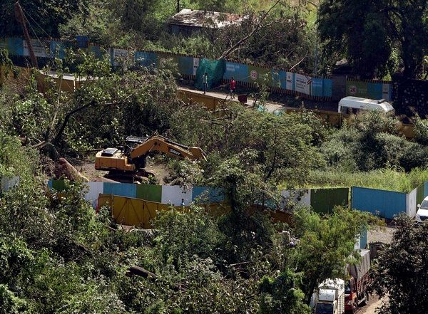 India News | Mumbai: AAP, Social Workers Hold Protest Against Eknath Shinde Govt over Aarey Metro Car Shed