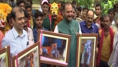 India News | Bihar: CM Names 4 Newborn Tiger Cubs in Patna Zoo
