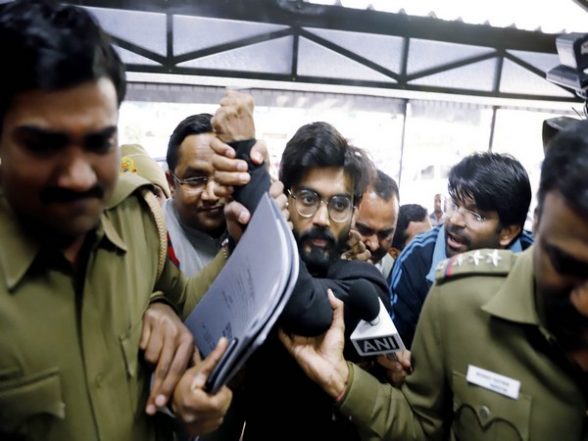 India News | Delhi Riots: Court Denies Interim Bail to Sharjeel Imam - Vimarsana News