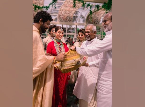 Entertainment News | Nayanthara, Vignesh Celebrate One Month Anniversary, Post Pictures with 'Thalaivar'