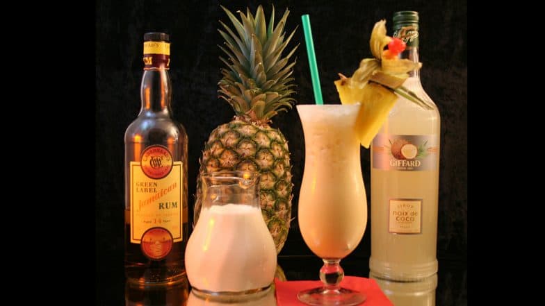 National Pina Colada Day 2022: Check Recipe Videos of the Frosty and Delightfully Creamy Cocktail To Enjoy on the Day! (Watch Videos)