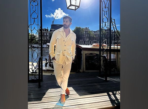 Entertainment News | 'Bawaal' Shoot Diaries: Varun Dhawan Teases Janhvi Kapoor for Being Late for Shoot