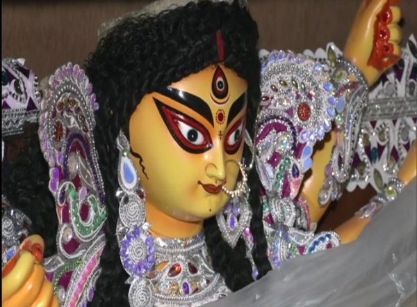 India News | Idol of Goddess Durga from Kolkata's Kumartuli Ready to Go to Dubai