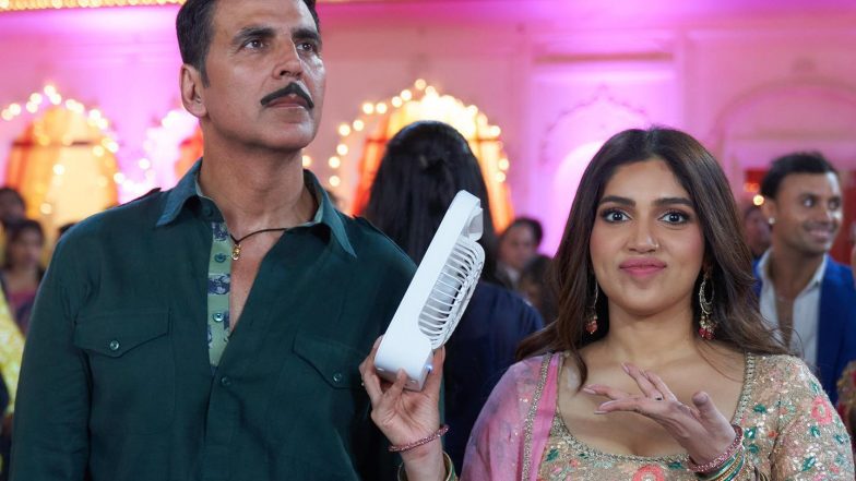 Entertainment News | Akshay Kumar Hails Bhumi Pednekar as a 'secure Actor'