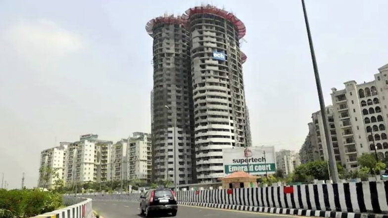 Noida Twin Tower Demolition Live Streaming: Supertech Twin Tower Razed to Dust in Seconds (Watch Video)