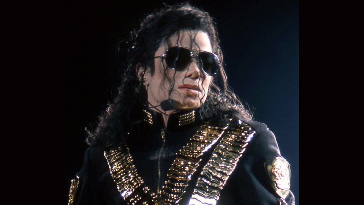 Michael Jackson Fake Ids