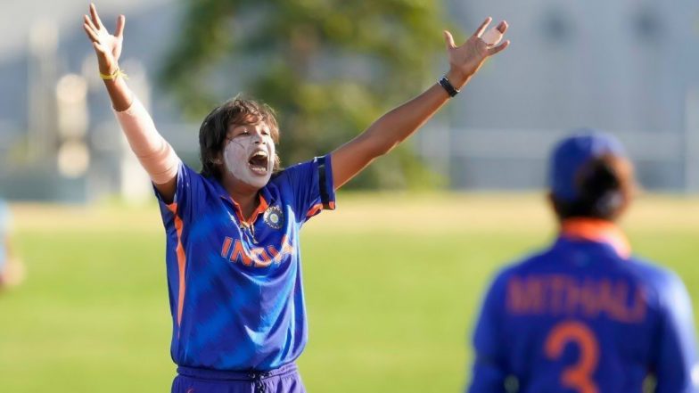 Jhulan Goswami Retires From International Cricket, Ends With Figures of 2/30 in Her Final Appearance in India Jersey During IND-W vs ENG-W 3rd ODI 2022