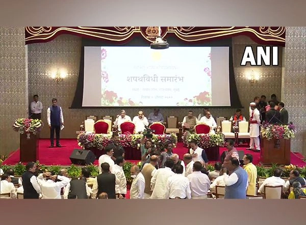 India News | Maharashtra Cabinet Expansion: 18 MLAs Take Oath as Ministers