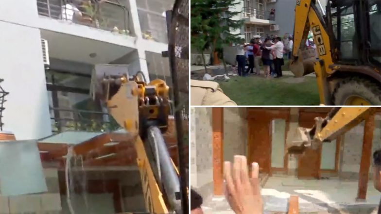 Noida Administration Bulldozes Shrikant Tyagi's Illegal Encroachments At Grand Omaxe Society; Watch Video