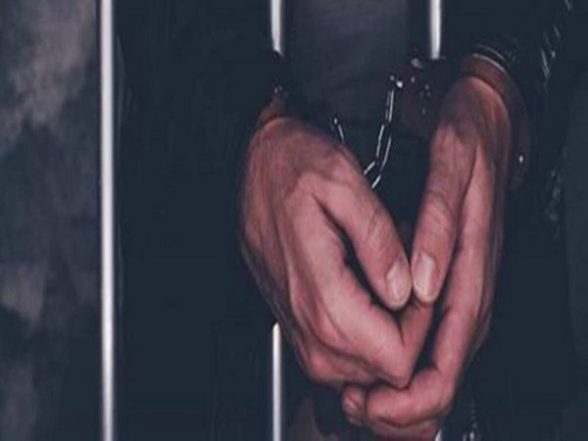 India News | Delhi: 8 Kite Flyers Arrested for Using Chinese Manjha - Vimarsana News