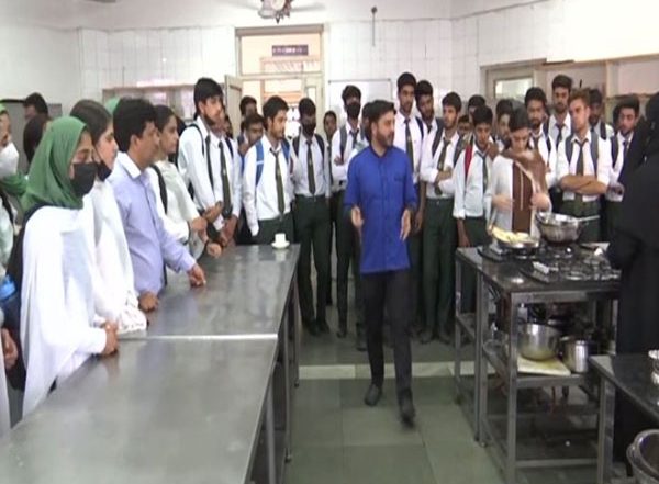 India News | PhD Holder Returns to Kashmir to Teach Hotel Management