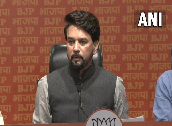 India News | Union Minister Anurag Thakur's 'Money Shh' Jibe at Delhi Deputy CM, Says Sisodia Makes Money, Keeps Quiet
