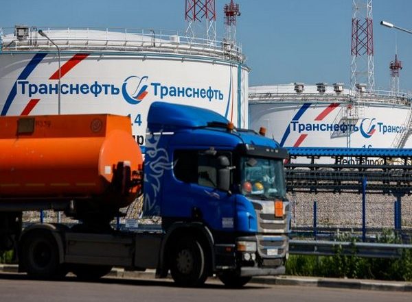World News | Russia is China's Top Oil Supplier for Third Month in July