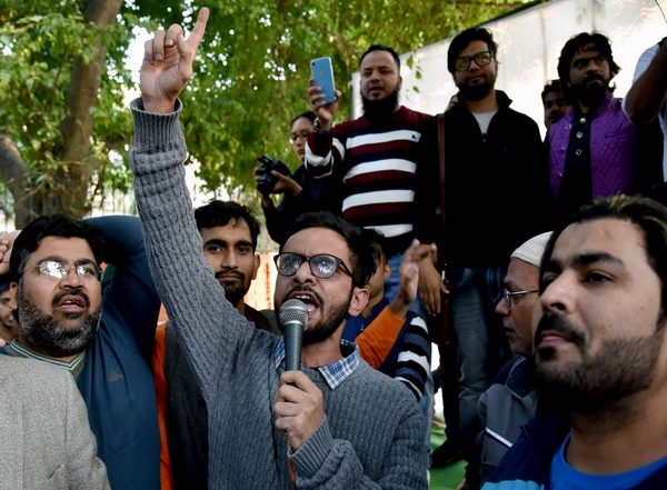 India News | Northeast Delhi Violence: Police Refer to Speeches of Sharjeel Imam While Opposing Bail Plea of Umar Khalid