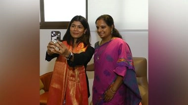 Sports News | K Kavitha Meets Nikhat Zareen at Her Residence, Congratulates Her for Achievements