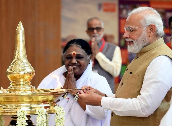 India News | PM Modi Inaugurates Amrita Hospital in Faridabad, Cancer Hospital in Mohali; Says 5G Services Will Revolutionise Remote Healthcare Sector