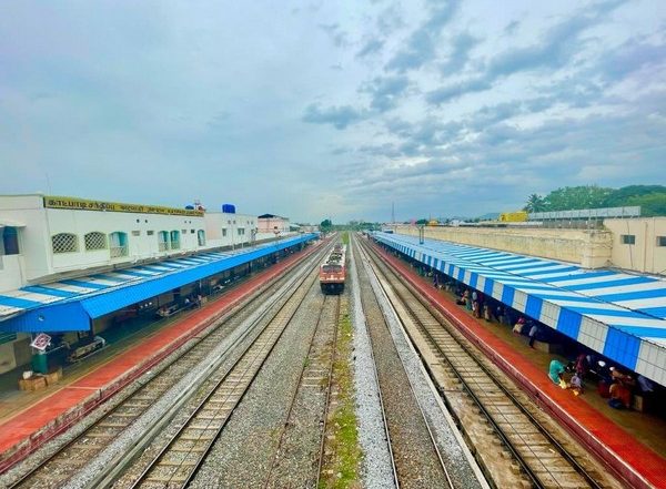 India News | RLDA Invites Bids for Leasing 3.5 Acres of Railway Land at Andhra's Dharmavaram for Commercial Development