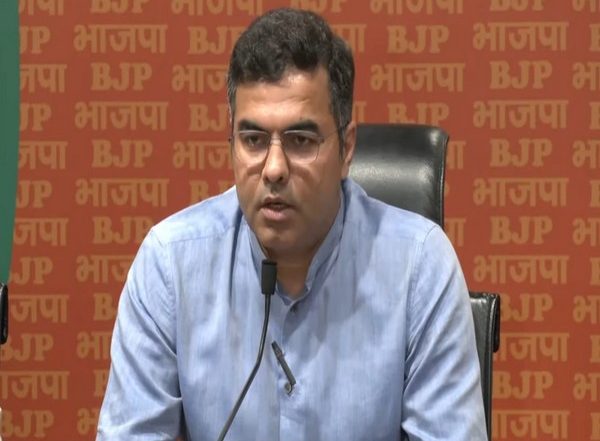 India News | BJP Dismisses AAP's Poaching Allegation; Calls It a Bid to Deflect Focus from Excise Policy Probe