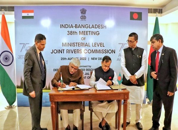 World News | India, Bangladesh Finalise Text of MoU on Interim Water Sharing of Kushiyara River