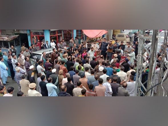 World News | Protest Rally Organized Against Increased Prices, Reduced Subsidy on Wheat in Gilgit Baltistan - Vimarsana News