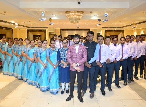 Business News | Ratnalaya Jewellers Embraces Digitization to Become the Most Loved and Awarded Jewellery Brand in Patna