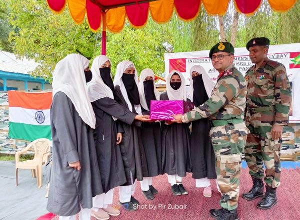 Entertainment News | Indian Army Celebrates Women's Equality Day in J-K to Promote Woman Empowerment