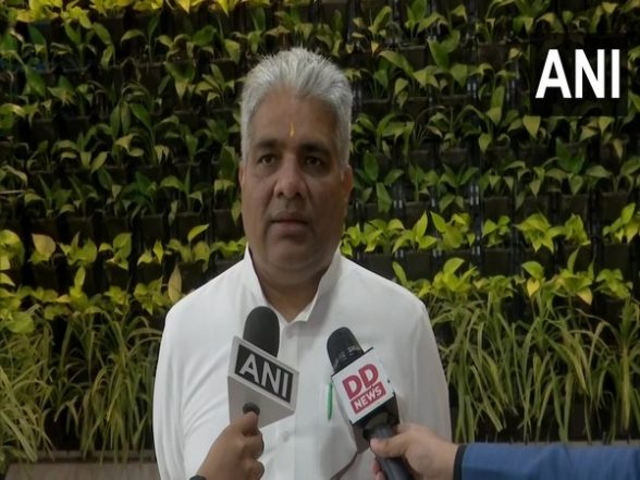 India News | Puducherry: Bhupender Yadav Participates in 'Swachh Sagar, Surakshit Sagar' Campaign - Vimarsana News