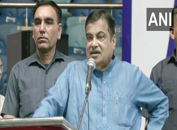 India News | Conversion of Knowledge into Innovation is Country's Wealth: Gadkari at AIILSG Convocation
