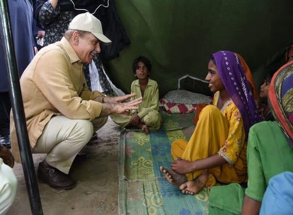 World News | Pakistan Floods: Hundreds Booked for Terrorism During PM's Sukkur Visit