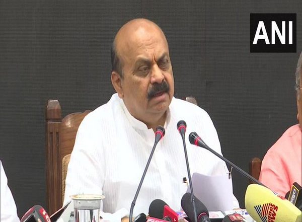 Murugha Mutt Seer Sexual Abuse Case: Truth Will Come Out After Probe, Says Karnataka CM BS Bommai